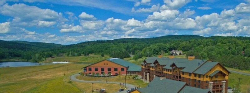 Hope Lake Lodge